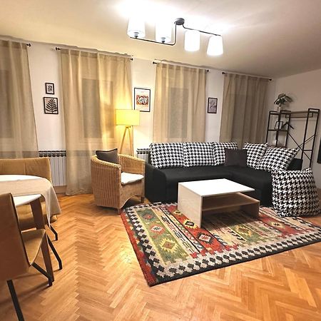 Layla'S Home Free Parking Sarajevo Ngoại thất bức ảnh